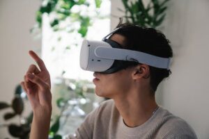 Virtual Reality (VR) Applications in Roofing