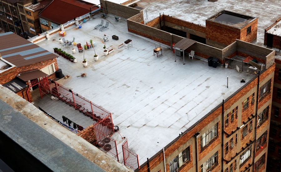 Roofing Contractor Frisco Tx Vs Diy Roof Repair 2 Photo Roofing Contractor