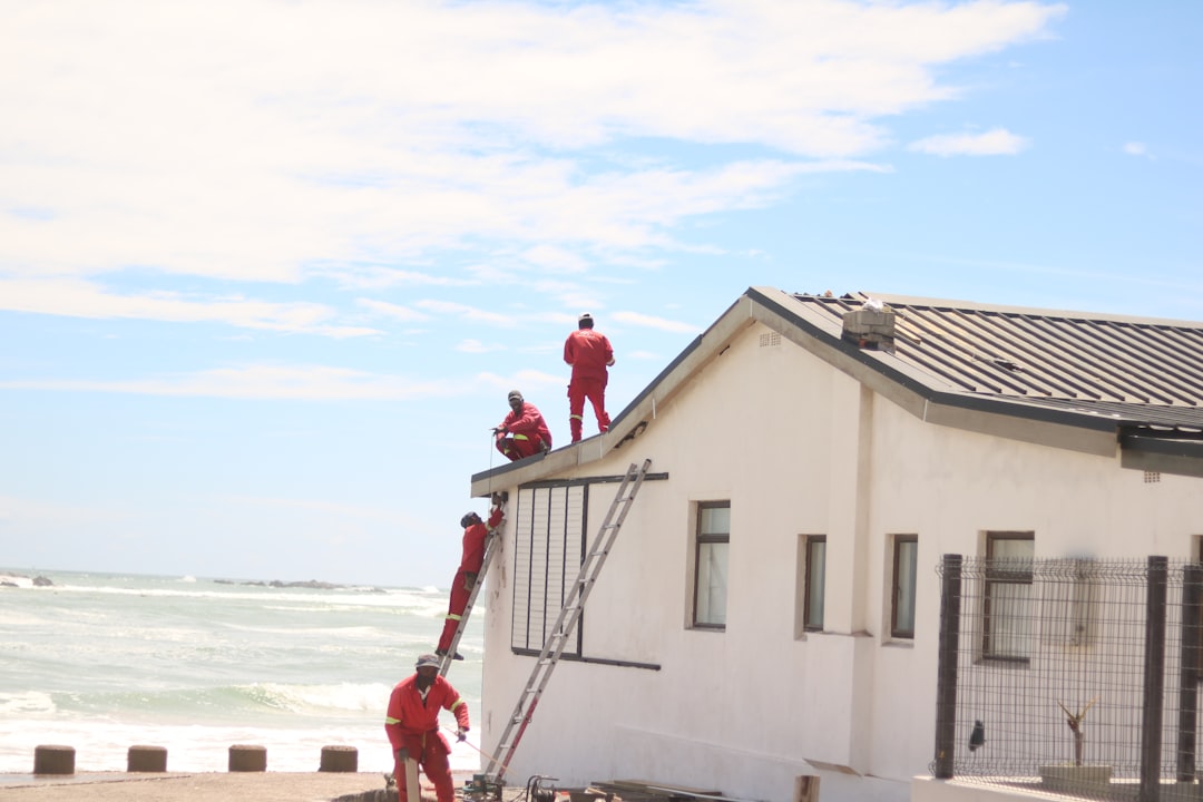 Photo Roof Maintenance
